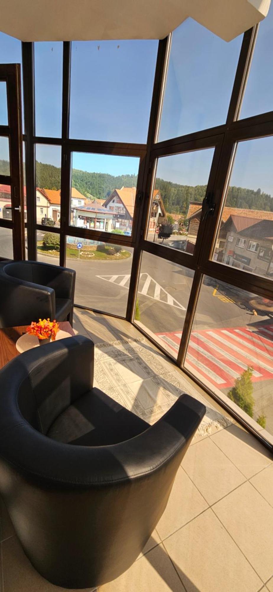 Apartment Zarnesti City Centre Vmp Free Parking 客房 照片