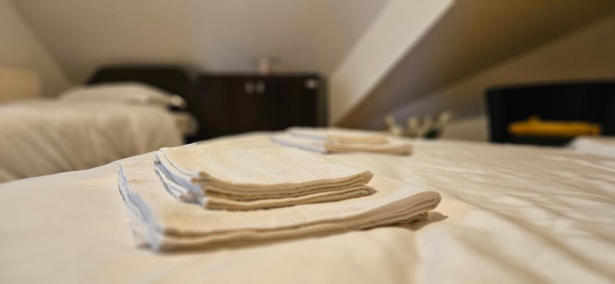 Apartment Zarnesti City Centre Vmp Free Parking 客房 照片