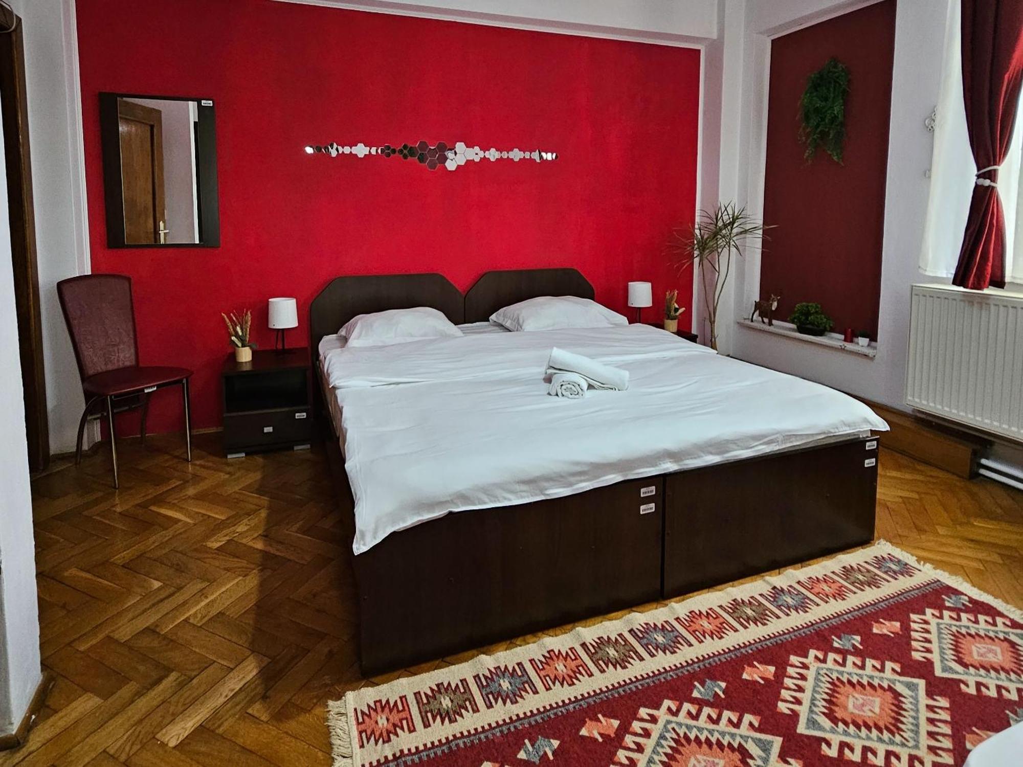 Apartment Zarnesti City Centre Vmp Free Parking 外观 照片