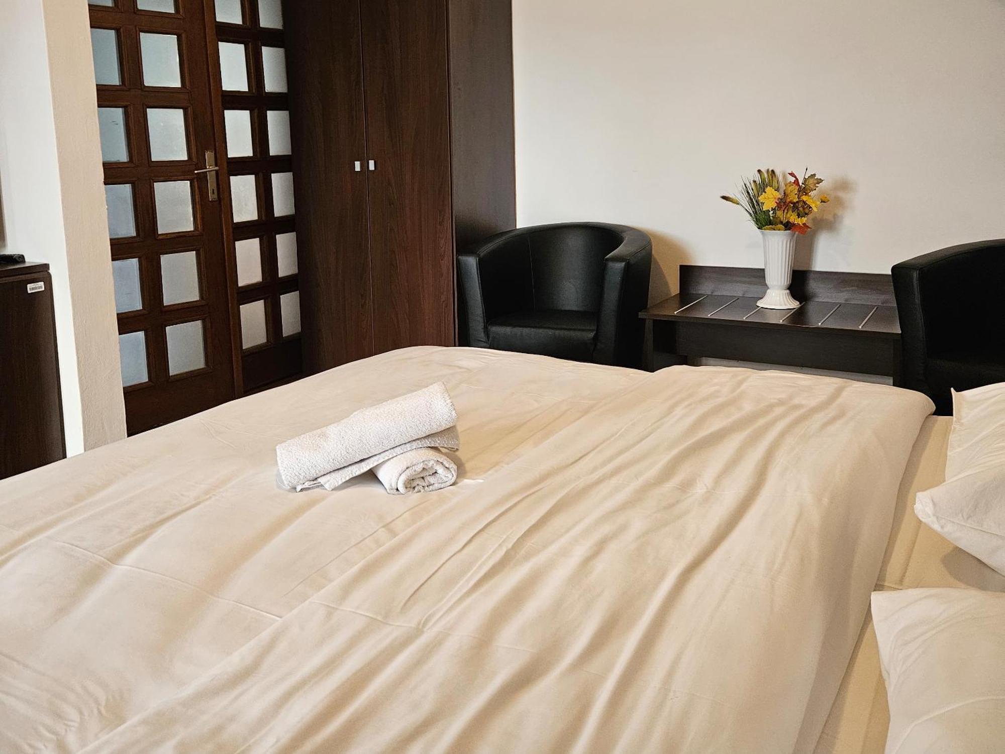 Apartment Zarnesti City Centre Vmp Free Parking 外观 照片