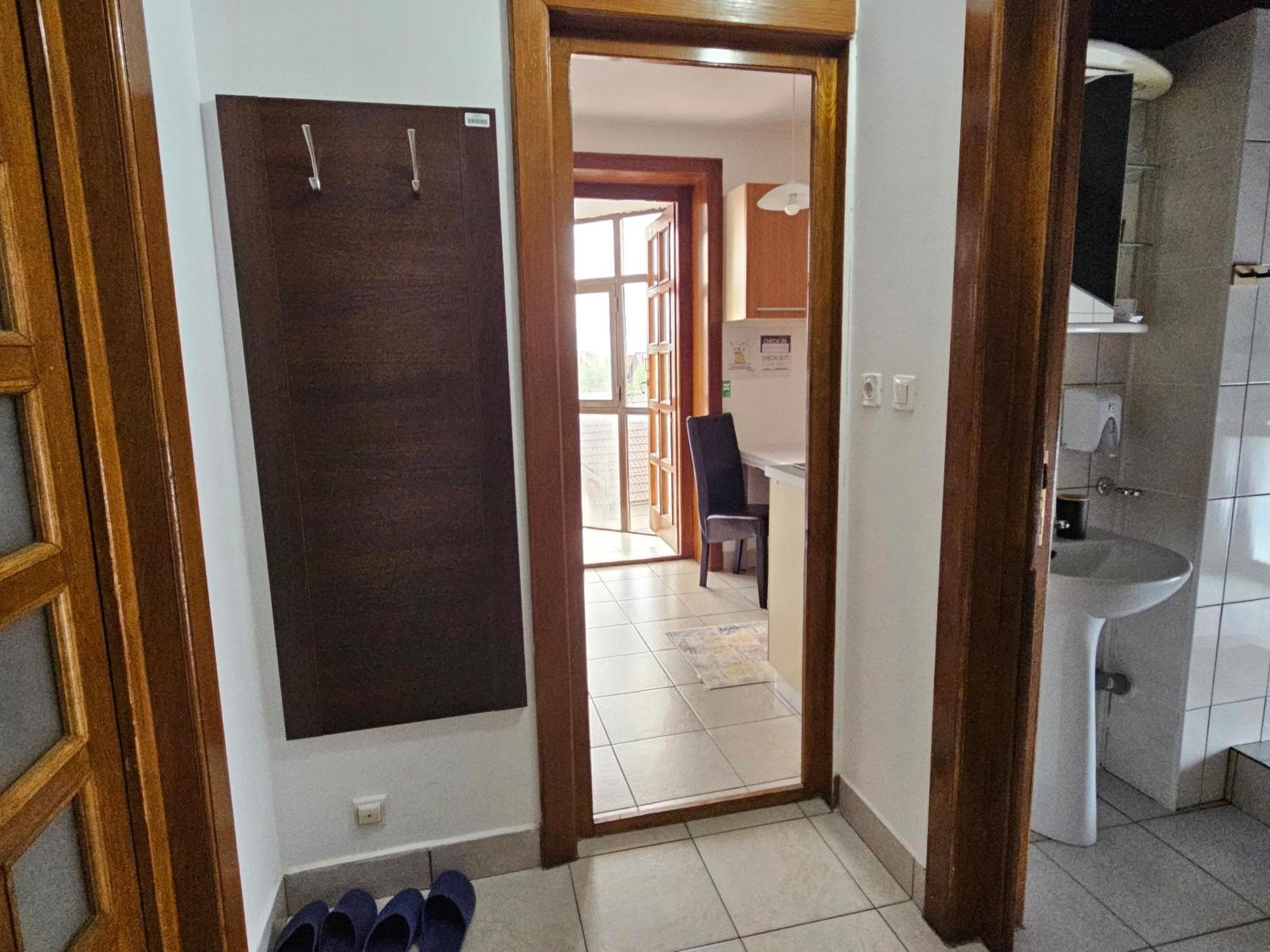 Apartment Zarnesti City Centre Vmp Free Parking 外观 照片